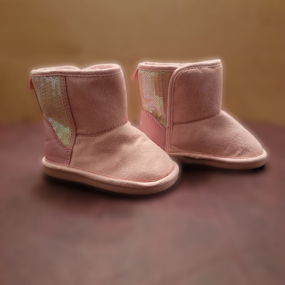 Oshkosh Pink Sparkle Sherpa Lining Boots Size 5